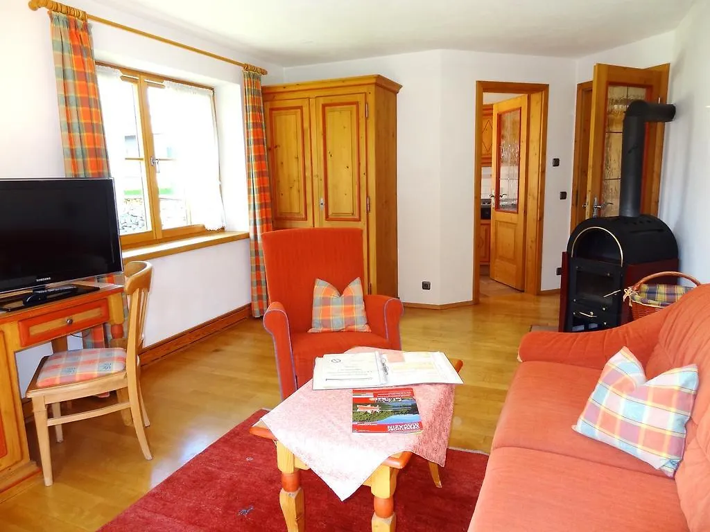 Sonniges Vier Jahreszeiten Hotel Oberstdorf