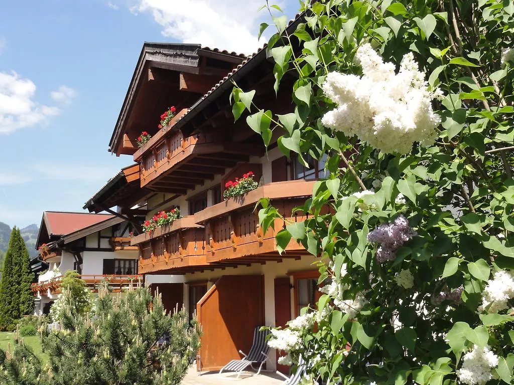 Sonniges Vier Jahreszeiten Hotel Oberstdorf Apartment
