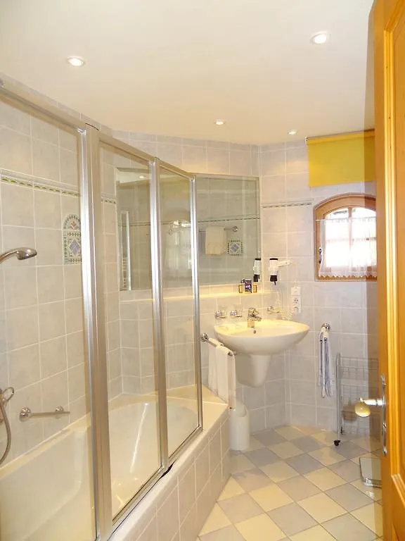 Apartment Sonniges Vier Jahreszeiten Hotel Oberstdorf